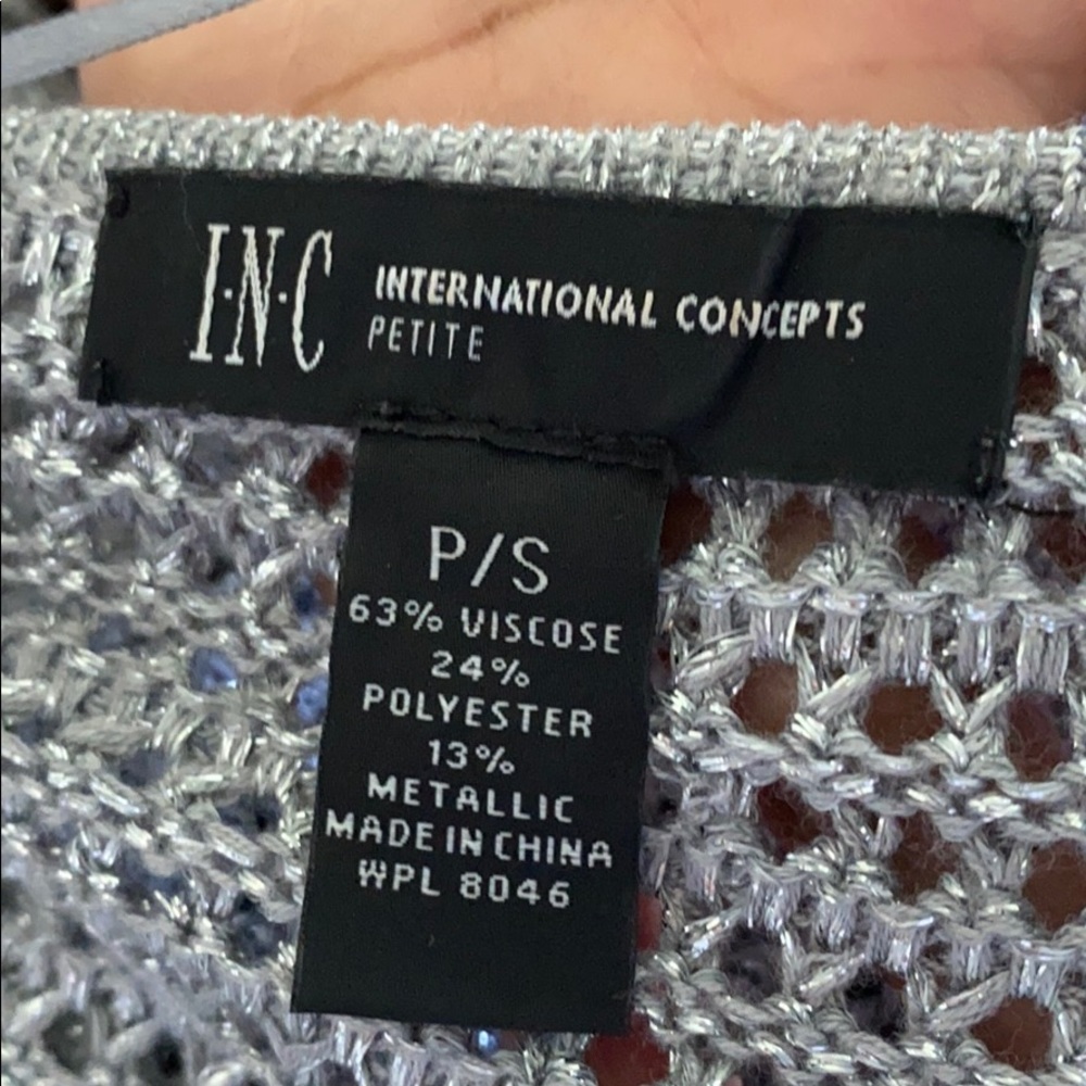 Gray sweater - Picture 3 of 3